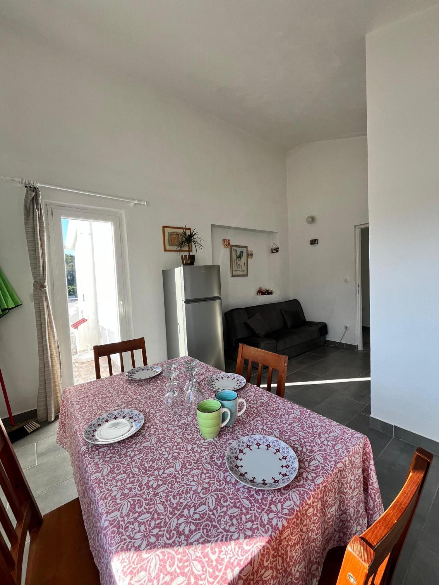 Apartments Peronja Jelsa Seafront ภายนอก รูปภาพ